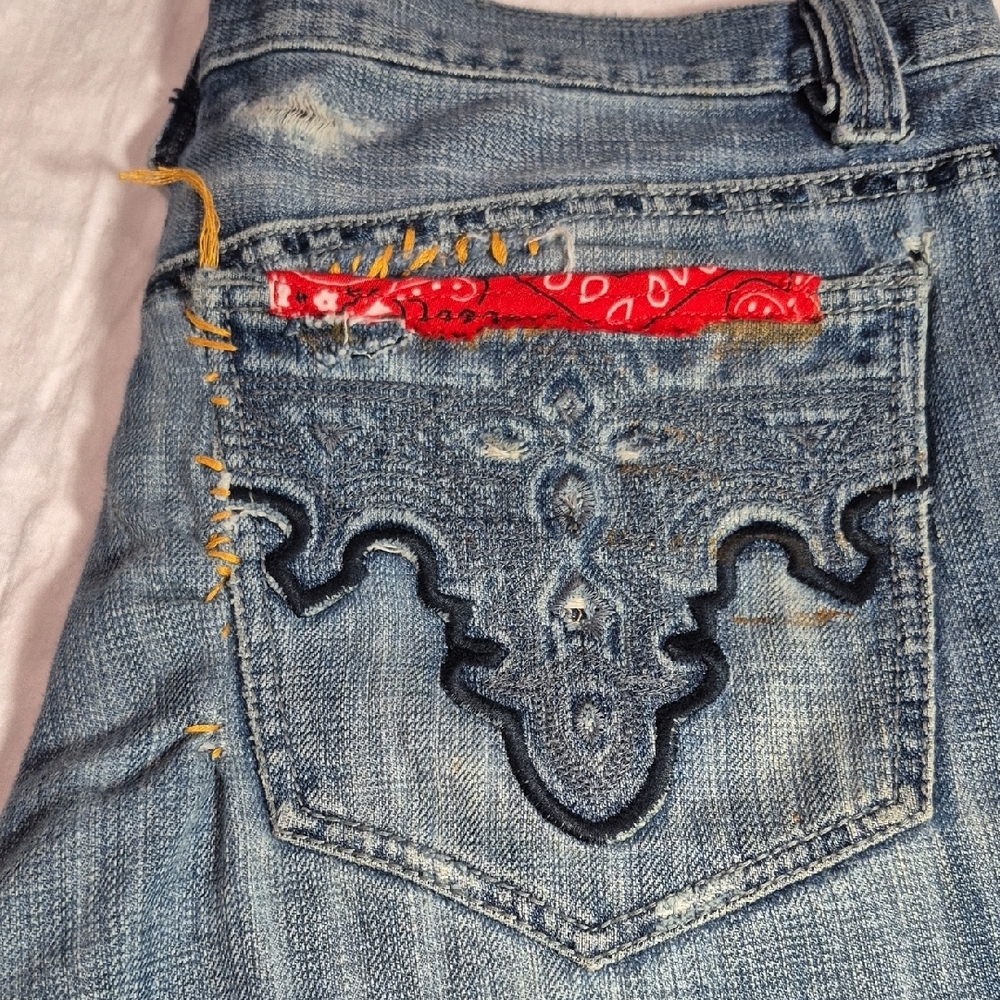 Polo Ralph Lauren Blue Boyfriend Jeans with Red Accents - Picture 9 of 16